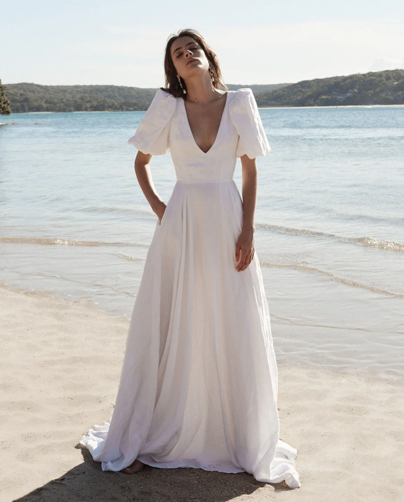 Auldyn Linen Gown