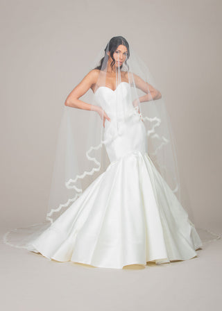 1606 Two-Tier Scallop Trimmed Cathedral Veil