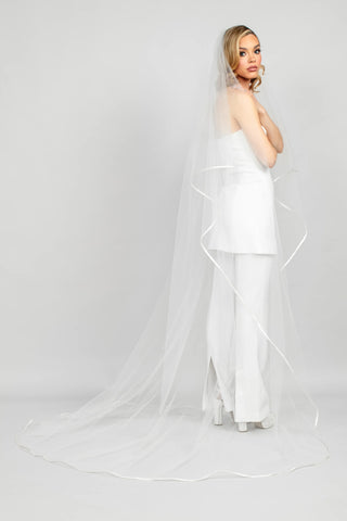 2601 Chapel Veil with Ribbon Edge