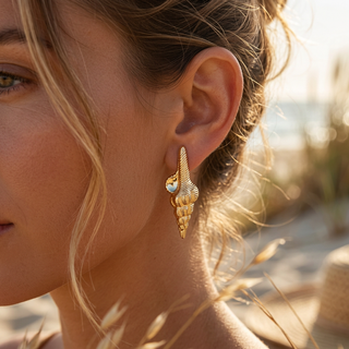 Linda Gold Shell Post Earrings