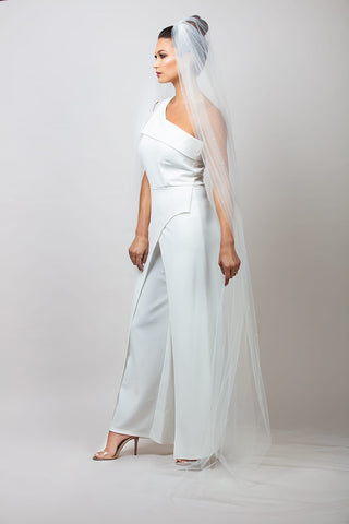 Ariel Taub 2000 Scattered Round Pearl Cathedral Veil at Mae Bridal, scattered pearl veil, cathedral wedding veil, bridal veil