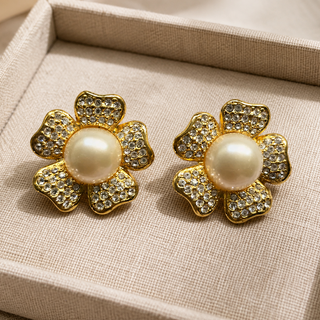 Vintage Joan Rivers Flower Earrings