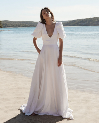 Auldyn Linen Gown