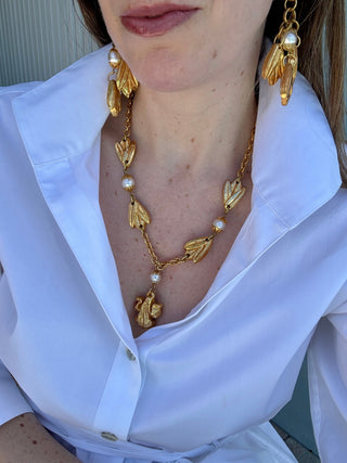 Vintage Designer Chantal De Kerouartz Gilt & Pearl Leaf Necklace