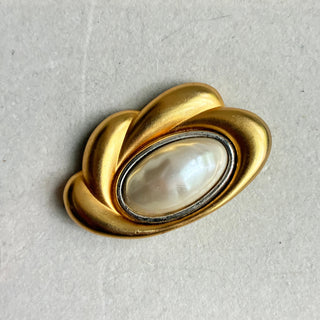 Vintage Pearl Brooch