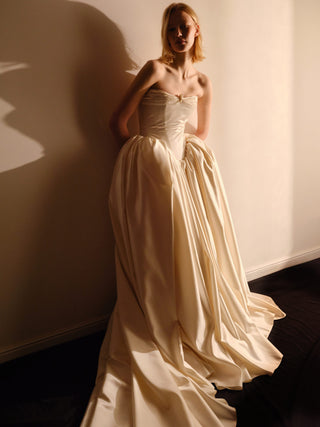Monetre Elizabeth Diptych Gown back detail at Mae Bridal, drop waist wedding gown, satin ball gown, corset wedding dress