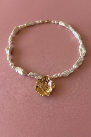 Poppy Pearl Necklace