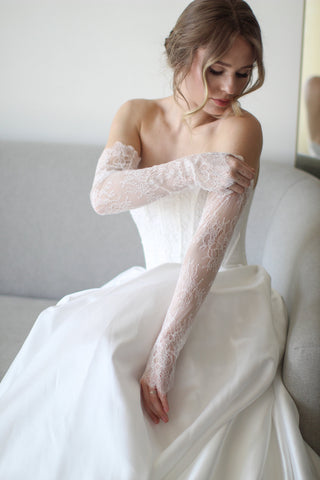 Detachable bridal sleeves at Mae Bridal, the Tailored Tulle Delicate Vintage Lace Sleeves, hand sewn in Portland, Oregon