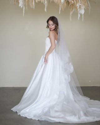 Drop wedding veil at Mae Bridal, the Tailored Tulle Lace Drop Veil