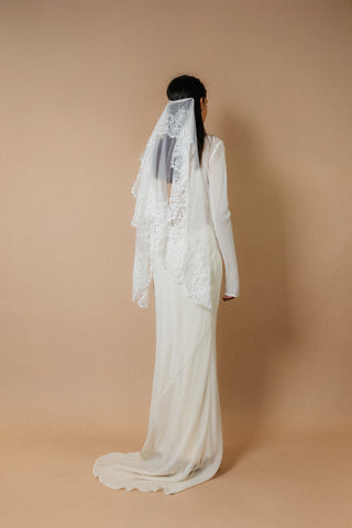 Théoro Frederique Veil full view at Mae Bridal, silk tulle veil, chantilly lace veil, bridal veil