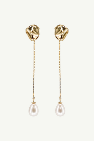Sculptural Pearl Strand